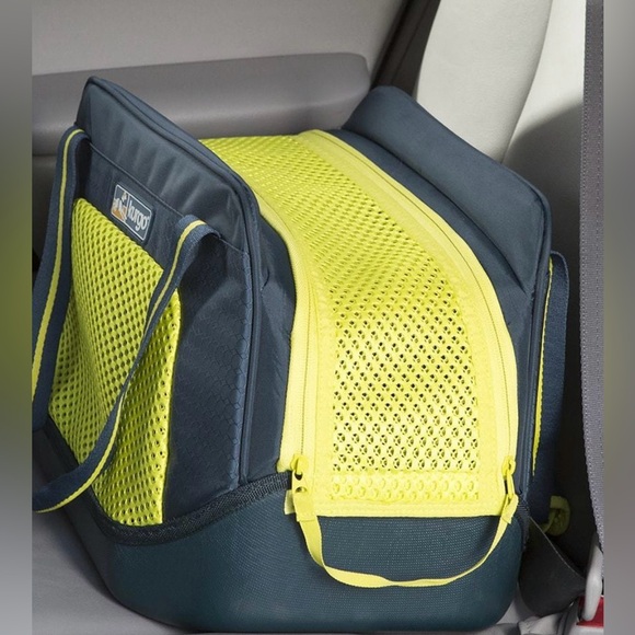 Kurgo Explorer Dog Carrier Breathable Mesh Side Pet  Carrier-Regular EXCELLENT! - Picture 3 of 3